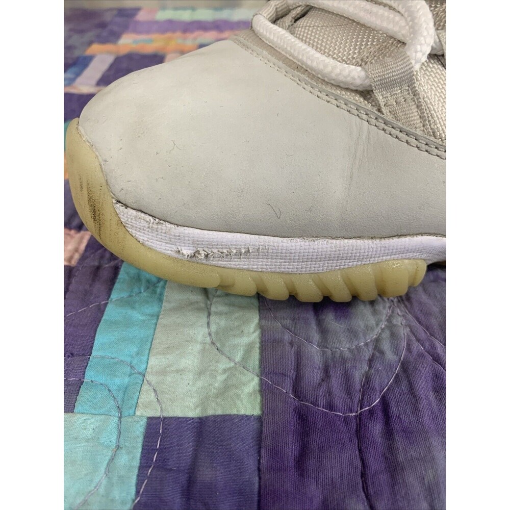 Jordan 11 Retro Platinum Tint 2018 pre-owned Size 11 - Picture 14 of 16